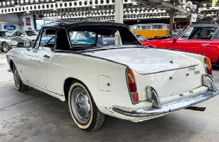 Foto 4 di 24: FIAT 1500 O.S.C.A. spider 