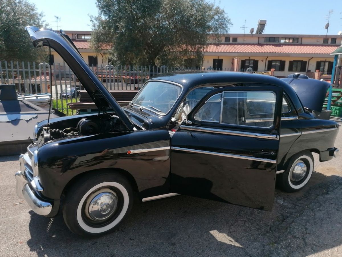 FIAT 1400 Berlina