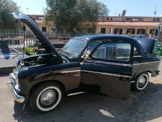 Foto 1 di 1: FIAT 1400 Berlina
