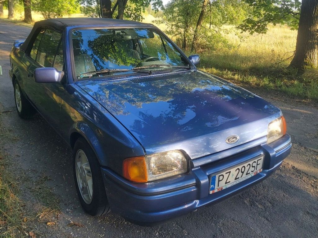 FORD Escort
