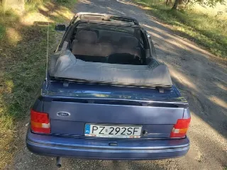 Photo 6 sur 8: FORD Escort