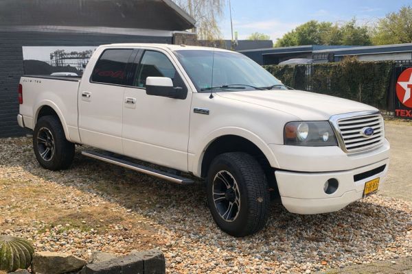 FORD F150