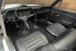 Foto 2 di 10: FORD Mustang