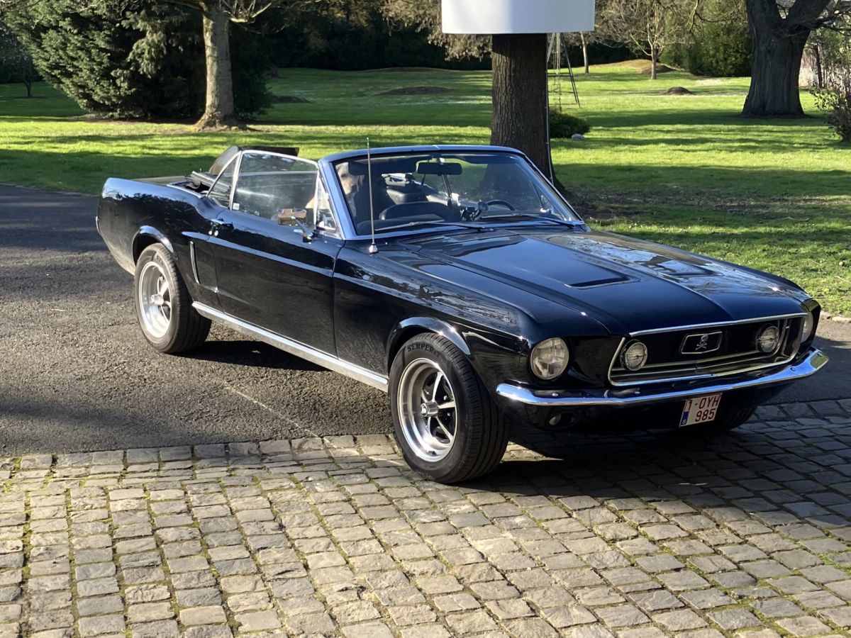 FORD Mustang  
