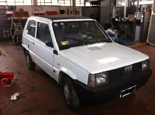 Foto 1 di 4: FIAT Panda 750 Fire          