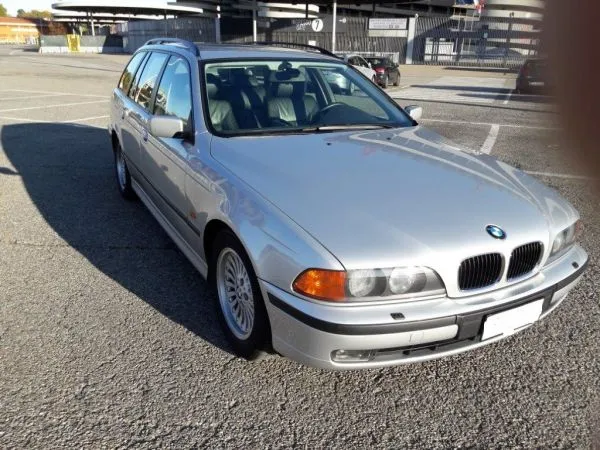 BMW 5 Series (1995-2003)  528i Touring  Attiva