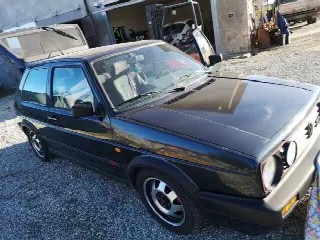 Foto 2 di 6: Volkswagen Golf wolkswagen 19E versione PB2 GOLF 3 porte