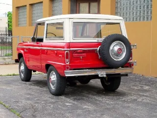 Foto 6 di 6: FORD Bronco  