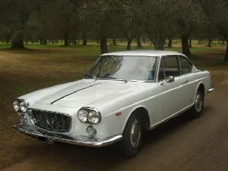 Foto 3 di 4: LANCIA Flavia 1.8 coupe' pininfarina 