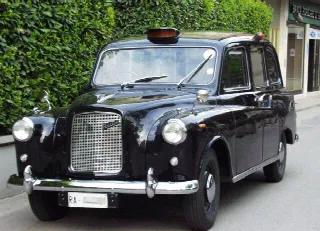 Foto 1 di 7: AUSTIN FX4 Taxi FX4D (diesel)