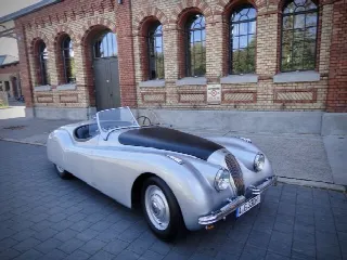 Foto 4 di 9: JAGUAR XK120 120  