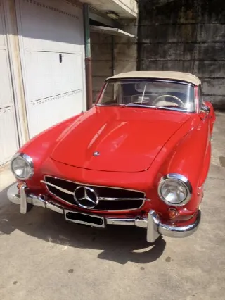 Foto 1 di 9: MERCEDES-BENZ SL190(1955-1963) cabrio 