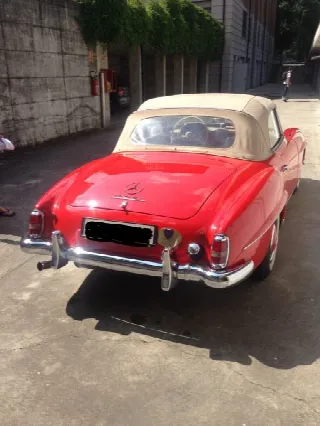 Foto 4 di 9: MERCEDES-BENZ SL190(1955-1963) cabrio 
