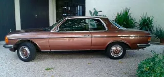 Foto 3 di 6: MERCEDES-BENZ CE Coupè coupè 