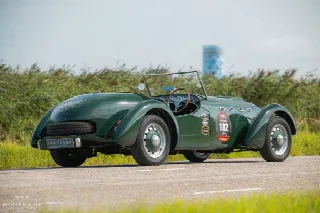 Foto 8 di 18: HEALEY Silverstone One of the just 54 cars of the 1950 “E series”, Mille Miglia Eligible 