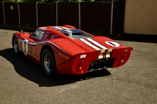 Foto 4 di 10: FORD GT Race Car