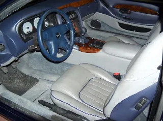 Foto 4 di 4: ASTON MARTIN DB7 (1994-1999) Coupè  Prima serie