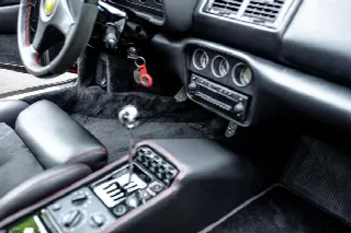 Foto 4 di 16: FERRARI F355 (1994-1999) Berlinetta  