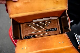 Foto 10 di 16: FERRARI F355 (1994-1999) Berlinetta  