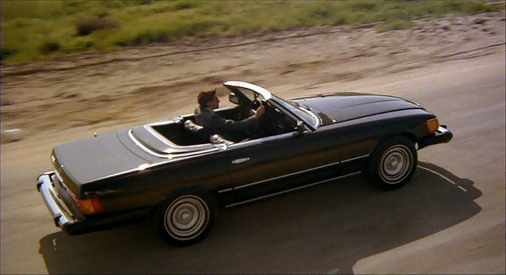 Auto & Moda: Richard Gere su Mercedes Benz 450 SL