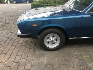 Foto 6 di 6: FIAT 130  