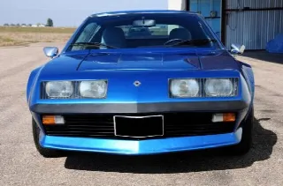 Foto 1 di 6: RENAULT Alpine 310 