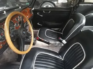 Foto 8 di 13: TRIUMPH TR4 Cabrio 