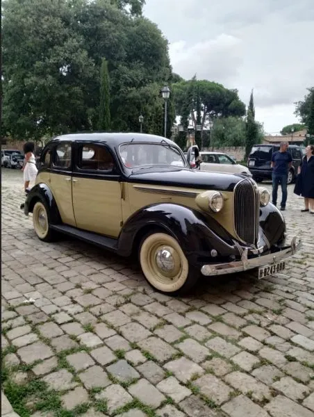 CHRYSLER Imperial