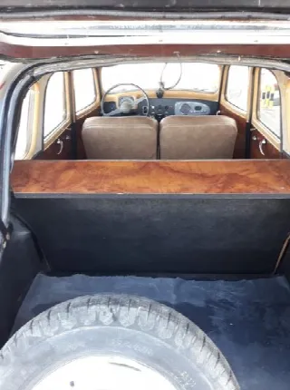 Foto 9 di 10: CITROEN 11CV Ligero 