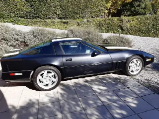 Foto 3 di 10: CHEVROLET Corvette C4 Targa 