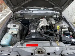 Foto 8 di 9: VOLVO 240  