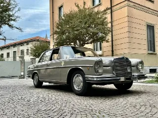 Foto 2 di 26: MERCEDES-BENZ 280 SE  