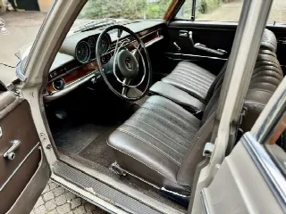 Foto 26 di 26: MERCEDES-BENZ 280 SE  