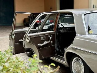 Foto 22 di 26: MERCEDES-BENZ 280 SE  