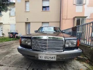 Foto 4 di 12: MERCEDES-BENZ S-Class(1979-1991) w126 560 SEL 300 CV 