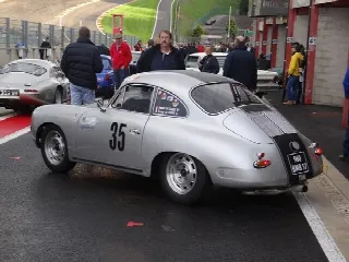 Foto 2 di 2: PORSCHE 356 SC