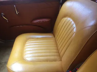 Foto 8 di 8: JAGUAR MKII Berlina  