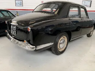 Foto 3 di 7: ALFA ROMEO 1900 Berlina