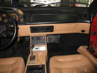 Foto 9 di 11: FERRARI Mondial (1985-1995) Cabrio    