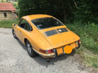 Foto 2 di 4: PORSCHE 911(1963-1973) 911T coupè SWB ( passo corto) 1967    
