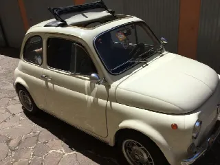 Foto 3 di 4: FIAT 500 L 