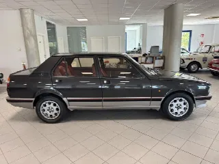 Foto 4 di 38: ALFA ROMEO Giulietta Nuova Turbodelta 