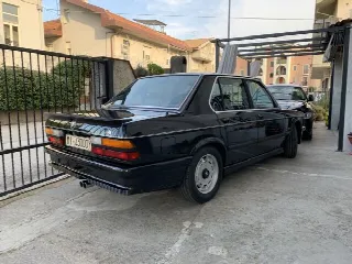 Foto 1 di 12: BMW M5 m535  