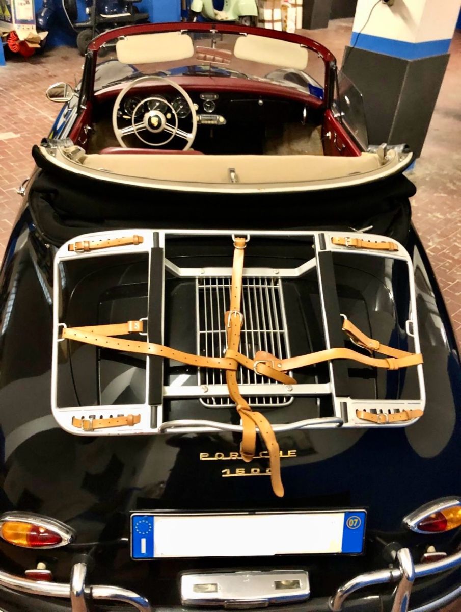 Porsche 356 A Cabriolet protagonista dello stand OldCar24 a Milano Autoclassica 2025