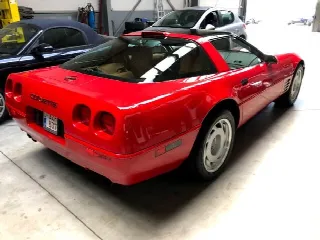 Foto 3 di 7: CHEVROLET Corvette C4 ZR1   