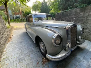 Foto 4 di 9: MERCEDES-BENZ 300 (1951-1957) E  