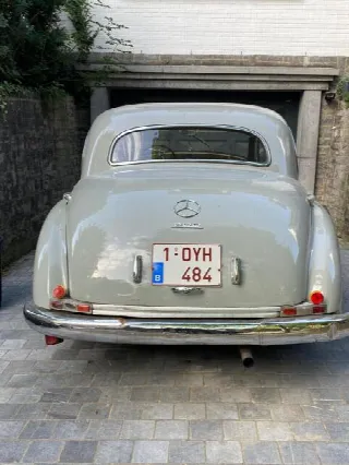 Foto 5 di 9: MERCEDES-BENZ 300 (1951-1957) E  