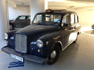 Foto 1 di 4: AUSTIN London Taxi Cab  
