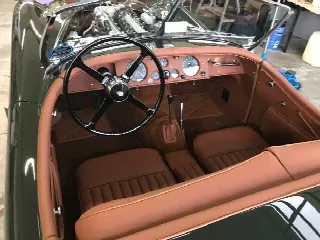 Foto 2 di 5: JAGUAR XK120 OTS 