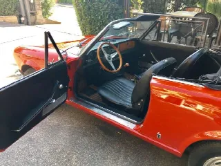 Foto 1 di 4: FIAT 124 Spider Sport Spider Preserie 